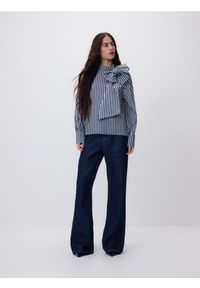 Reserved - Bluzka z kokardą - wielobarwny. Typ kołnierza: kokarda. Materiał: tkanina, bawełna #1