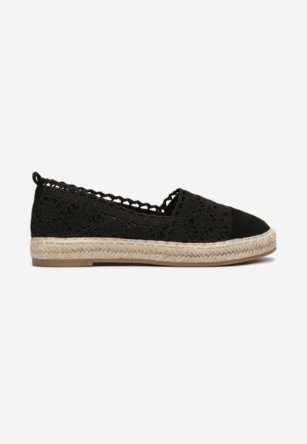 Renee - Czarne Espadryle Vylixis. Nosek buta: okrągły. Zapięcie: bez zapięcia. Kolor: czarny. Materiał: materiał. Szerokość cholewki: normalna. Wzór: aplikacja, ażurowy, haft, gładki. Sezon: lato