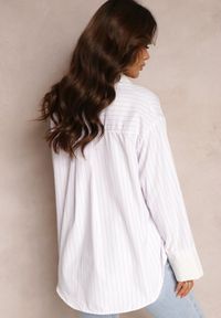 Renee - Biało-Różowa Koszula Zapinana na Guziki z Podwijanymi Rękawami Niarin. Kolor: biały. Materiał: jeans, tkanina. Długość rękawa: długi rękaw. Długość: długie. Wzór: gładki #3