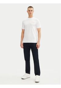 Karl Lagerfeld - KARL LAGERFELD T-Shirt 755020 552221 Biały Regular Fit. Typ kołnierza: dekolt w karo. Kolor: biały. Materiał: bawełna #4