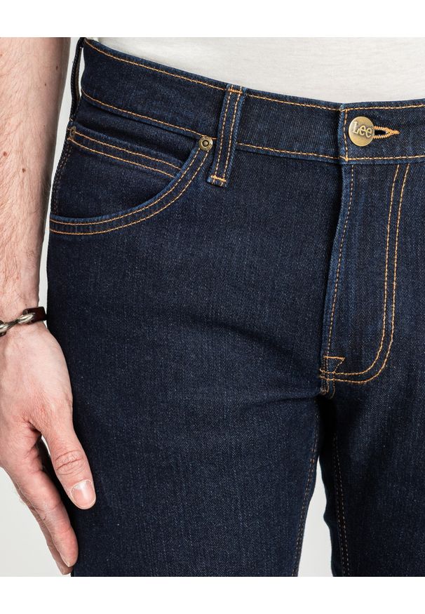 Lee - MĘSKIE SPODNIE LEE DAREN RINSE 112118455