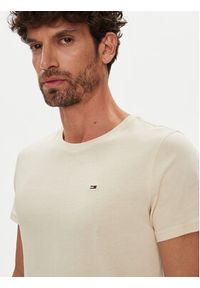 Tommy Jeans T-Shirt DM0DM04411 Beżowy Slim Fit. Kolor: beżowy. Materiał: bawełna #4