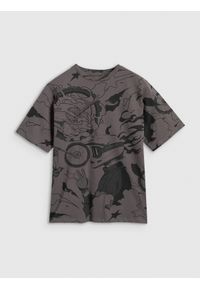 4f - 4F T-shirt oversize z nadrukiem chłopięcy - szary 128 (7-8 lat). Okazja: na co dzień. Kolor: wielokolorowy. Materiał: bawełna, materiał, tkanina, jersey. Wzór: nadruk. Sezon: lato. Styl: klasyczny, sportowy, casual