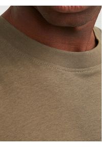 Jack & Jones - Jack&Jones T-Shirt Bradley 12249319 Brązowy Regular Fit. Kolor: brązowy. Materiał: bawełna #6