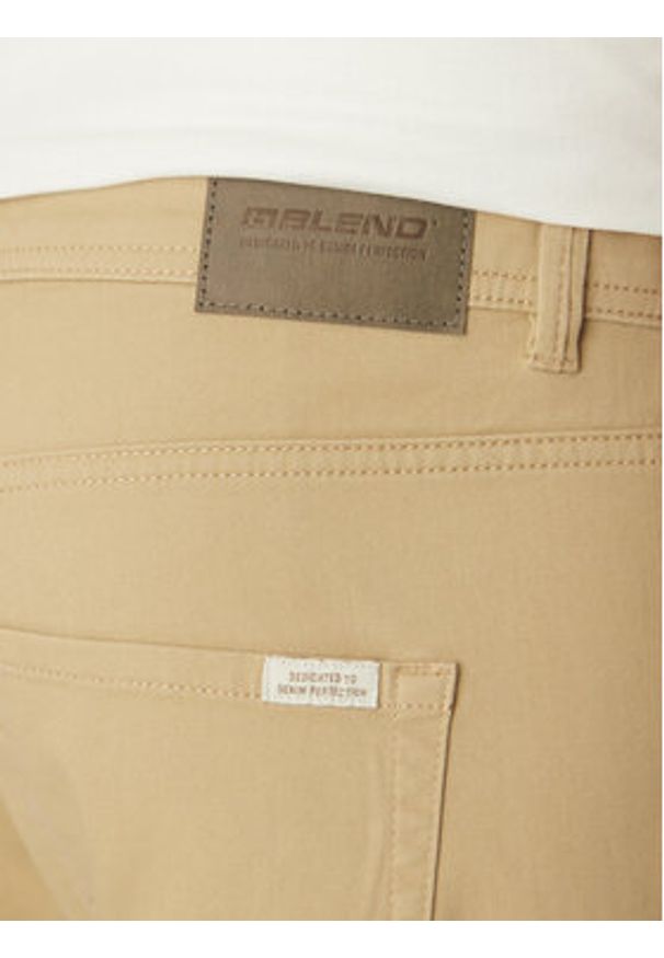 Blend Spodnie materiałowe 20717888 Beżowy Regular Fit. Kolor: beżowy. Materiał: bawełna