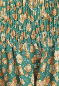 Renee - Zielona Sukienka z Wiskozy Tariya. Typ kołnierza: dekolt hiszpanka. Kolor: zielony. Materiał: wiskoza. Wzór: kwiaty, aplikacja, nadruk, gładki. Styl: boho. Długość: maxi #6