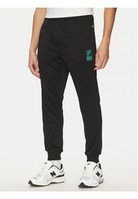 Fila Dres Ledegem FAM1141 Czarny Regular Fit. Kolor: czarny. Materiał: syntetyk