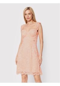 Guess Sukienka koktajlowa W2YK70 KAQN0 Różowy Slim Fit. Kolor: różowy. Materiał: syntetyk. Styl: wizytowy
