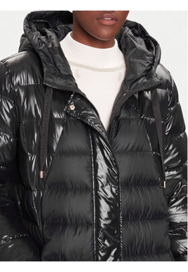 Liu Jo Sport Kurtka puchowa TF5002 T9804 Czarny Regular Fit. Kolor: czarny. Materiał: syntetyk. Styl: sportowy