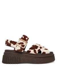 Sandały Clarks. Kolor: brązowy #1