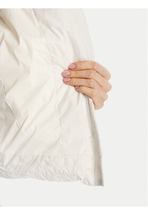 Pinko - PINKO Kurtka zimowa 101602 A2P6 Biały Regular Fit. Kolor: biały. Materiał: syntetyk. Sezon: zima