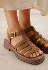 Born2be - Zielone Casualowe Sandały Gladiatorki VICES z Imitacji Zamszu Savaronei. Okazja: na co dzień. Zapięcie: pasek. Kolor: zielony. Materiał: zamsz. Sezon: lato. Styl: casual #8