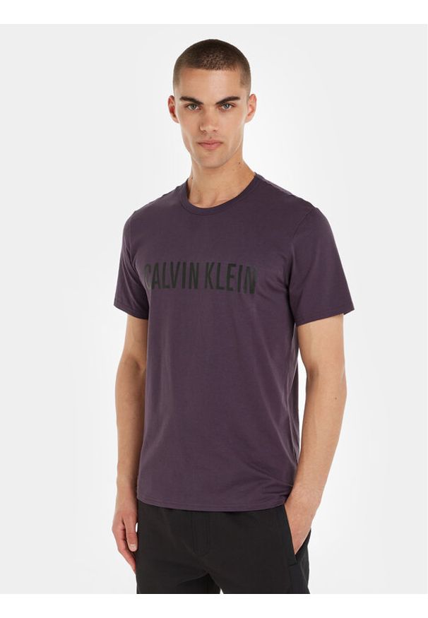 Calvin Klein Underwear T-Shirt 000NM1959E Fioletowy Regular Fit. Kolor: fioletowy. Materiał: bawełna