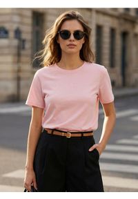 Sinsay - Bawełniana koszulka z haftem - różowy. Kolor: różowy. Materiał: bawełna. Wzór: haft #1