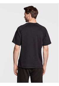 Calvin Klein T-Shirt Logo Tape K10K110814 Czarny Regular Fit. Kolor: czarny. Materiał: bawełna #5