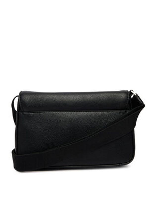 Calvin Klein Torebka Raised Small Flap Messenger LV04D3327G Czarny. Kolor: czarny. Materiał: skórzane