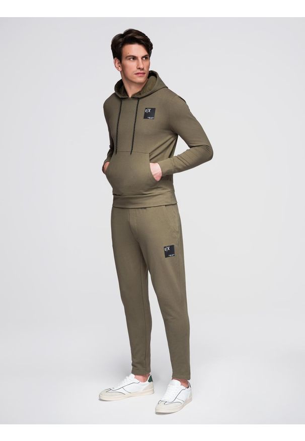 Ombre Clothing - Męski komplet dresowy bluza z kapturem + spodnie dresowe - oliwkowy V4 - Rozmiar: M. Okazja: na co dzień. Typ kołnierza: kaptur. Kolor: oliwkowy. Materiał: dresówka. Styl: casual