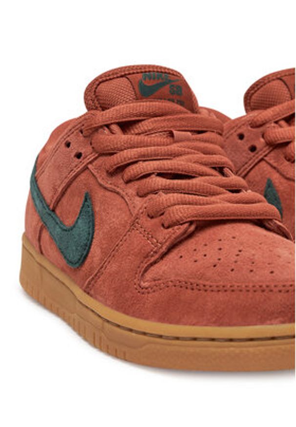 Nike Sneakersy Sb Dunk Low Pro HF3704 800 Pomarańczowy. Kolor: pomarańczowy. Materiał: zamsz, skóra