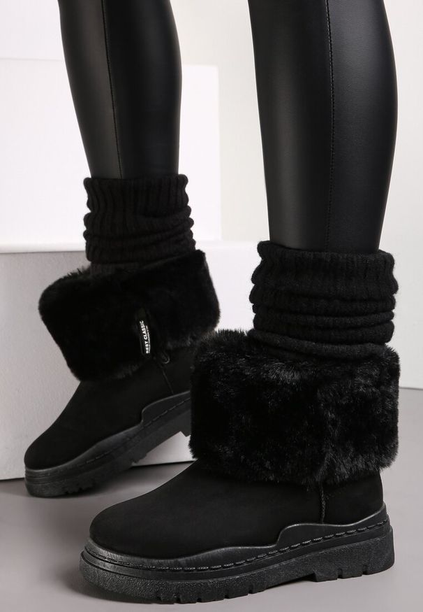 Born2be - Czarne Śniegowce z Futerkiem Strollet. Kolor: czarny. Materiał: futro. Szerokość cholewki: normalna. Wzór: aplikacja. Obcas: na płaskiej podeszwie