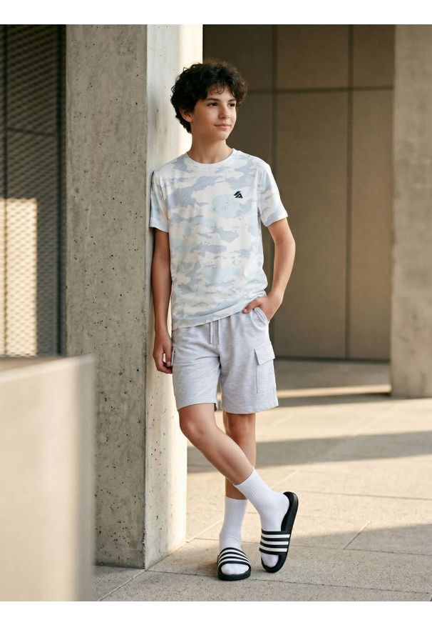 Sinsay - Szorty dresowe cargo - szary. Kolor: szary. Materiał: dresówka