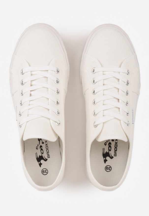 Born2be - Białe Klasyczne Trampki w Minimalistycznym Stylu Aroadella. Okazja: na co dzień. Kolor: biały. Materiał: jeans. Styl: klasyczny