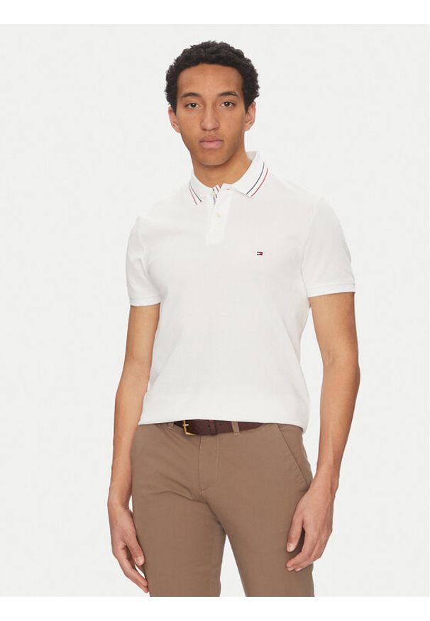 TOMMY HILFIGER - Tommy Hilfiger Polo Placket Interest MW0MW38459 Biały Regular Fit. Typ kołnierza: polo. Kolor: biały. Materiał: bawełna