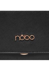 Nobo Torebka NBAG-P2290-C020 Czarny. Kolor: czarny. Materiał: skórzane