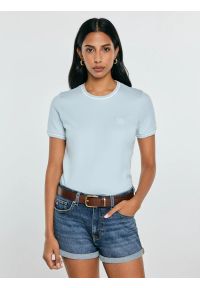 Big-Star - Koszulka damska z kontrastowym wykoŅczeniem jasnoniebieska Lemoure 400. Okazja: na co dzień. Kolor: niebieski. Materiał: dzianina, skóra, materiał. Długość rękawa: krótki rękaw. Wzór: geometria, haft, gładki. Styl: casual, klasyczny, elegancki #4