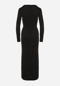 Born2be - Czarna Sukienka Koktajlowa z Biżuteryjną Aplikacją i Długim Rękawem Idivianne. Kolor: czarny. Długość rękawa: długi rękaw. Wzór: aplikacja. Typ sukienki: dopasowane. Styl: wizytowy #4