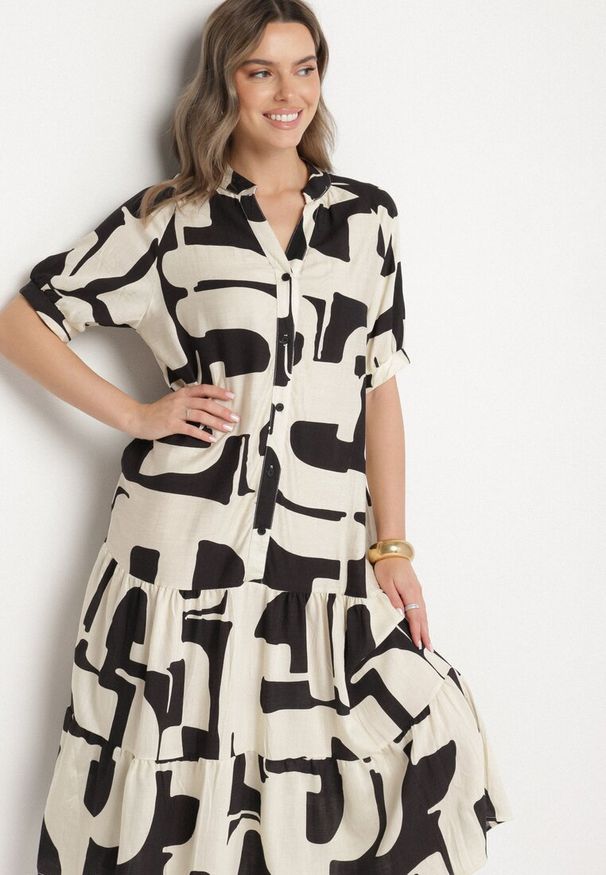 Born2be - Czarna Wiskozowa Sukienka z Geometrycznym Wzorem Filarin. Okazja: na co dzień. Kolor: czarny. Materiał: wiskoza. Wzór: geometria. Sezon: wiosna. Typ sukienki: proste. Styl: casual, elegancki, klasyczny