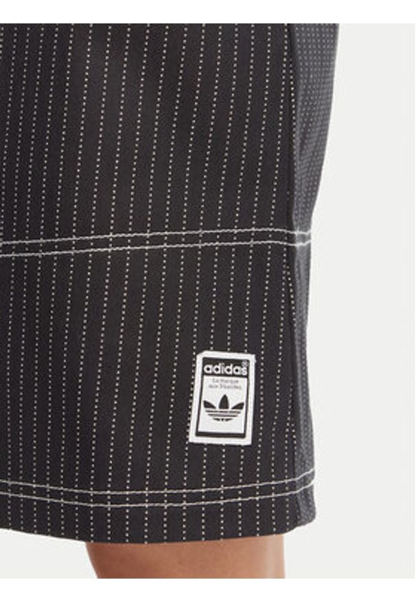 Adidas - adidas Sukienka codzienna Allover Print JJ3143 Szary Regular Fit. Okazja: na co dzień. Kolor: szary. Materiał: bawełna. Wzór: nadruk. Typ sukienki: proste. Styl: casual