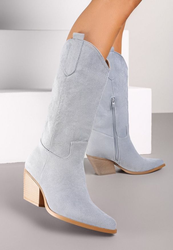 Renee - Niebieskie Kozaki na Stożku w Stylu Kowbojek Naures. Okazja: na co dzień. Kolor: niebieski. Materiał: skóra. Obcas: na stożku. Styl: klasyczny, elegancki, rockowy, casual. Wysokość obcasa: średni