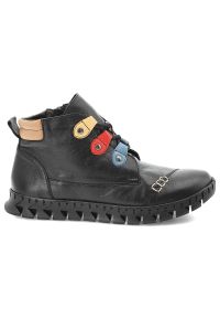 Trzewiki damskie Armodo, płaska podeszwa z tworzywa i materiałowe wnętrze, czarne, 2352. Kolor: czarny. Materiał: materiał. Wzór: geometria, kolorowy. Obcas: na płaskiej podeszwie. Styl: klasyczny #2