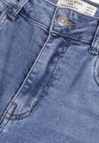 Born2be - Niebieskie Elastyczne Jeansy z Bawełną o Szerokim Kroju z Wysokim Stanem Yelovia. Okazja: na co dzień. Stan: podwyższony. Kolor: niebieski. Styl: casual #7