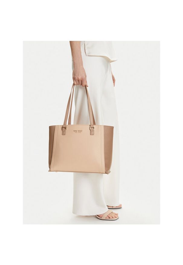 Torebka Nine West. Kolor: beżowy