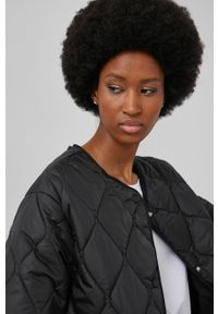 Answear Lab kurtka damska kolor czarny przejściowa. Okazja: na co dzień. Kolor: czarny. Materiał: materiał. Wzór: gładki. Styl: wakacyjny