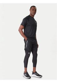 Under Armour Legginsy HeatGear® 1361588 Czarny Slim Fit. Kolor: czarny. Materiał: syntetyk
