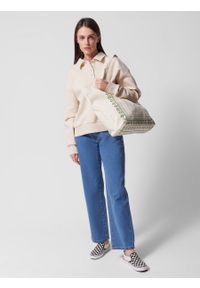 outhorn - Torba bawełniana na ramię - beżowa. Kolor: beżowy. Materiał: bawełna. Wzór: kolorowy, nadruk, haft #11