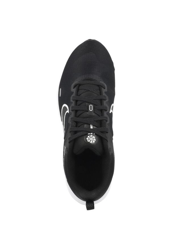 Buty do biegania damskie Nike Downshifter 12. Zapięcie: sznurówki. Kolor: czarny. Materiał: guma, materiał, tkanina, syntetyk. Szerokość cholewki: normalna. Model: Nike Downshifter