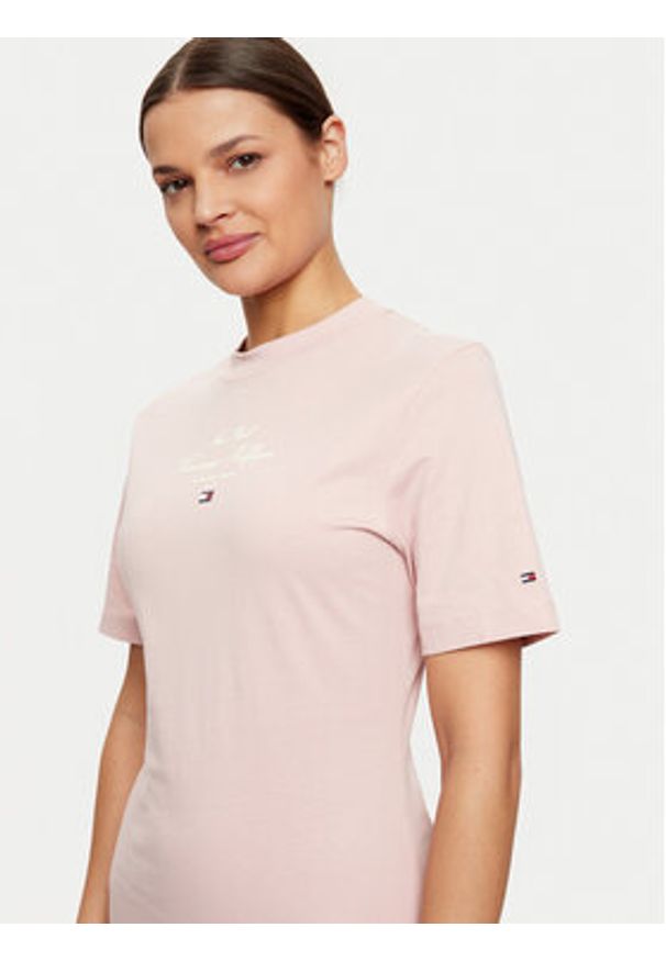 TOMMY HILFIGER - Tommy Hilfiger Sukienka codzienna WW0WW43830 Różowy Regular Fit. Okazja: na co dzień. Kolor: różowy. Materiał: bawełna. Typ sukienki: proste. Styl: casual