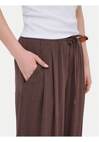 only - ONLY Spodnie materiałowe Siesta 15373197 Brązowy Regular Fit. Kolor: brązowy. Materiał: wiskoza #3