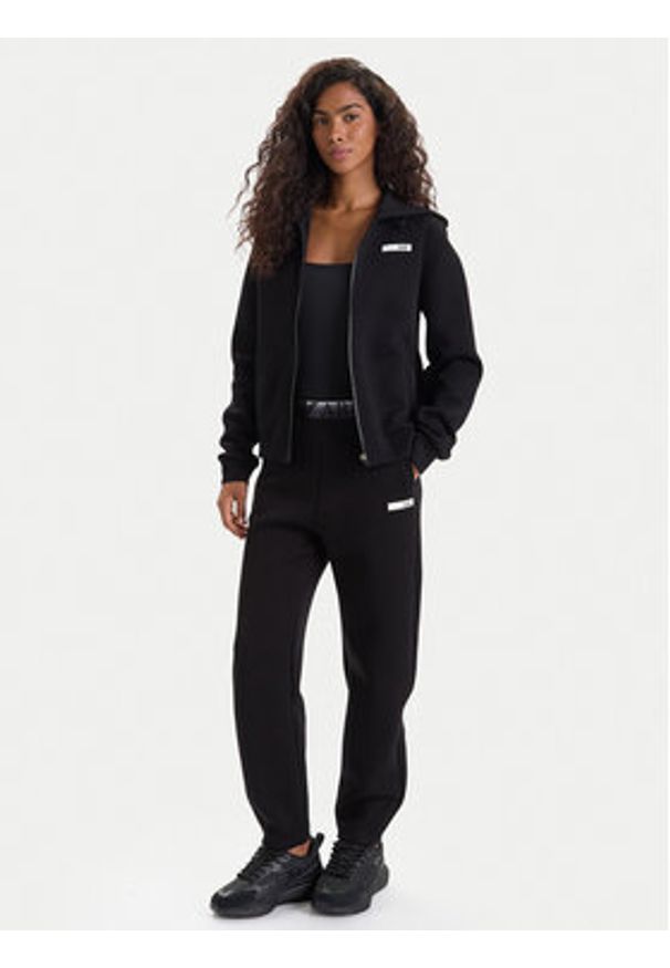 EA7 Emporio Armani Spodnie dresowe 7W000678 AF13151 UC001 Czarny Regular Fit. Kolor: czarny. Materiał: bawełna, syntetyk