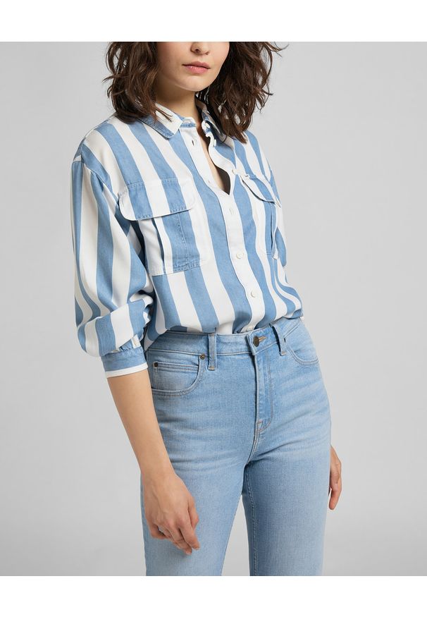 Lee - DAMSKA KOSZULA MATERIAŁOWA LEE BOX PLEAT SHIRT DAWN BLUE L49UZDQA. Materiał: materiał