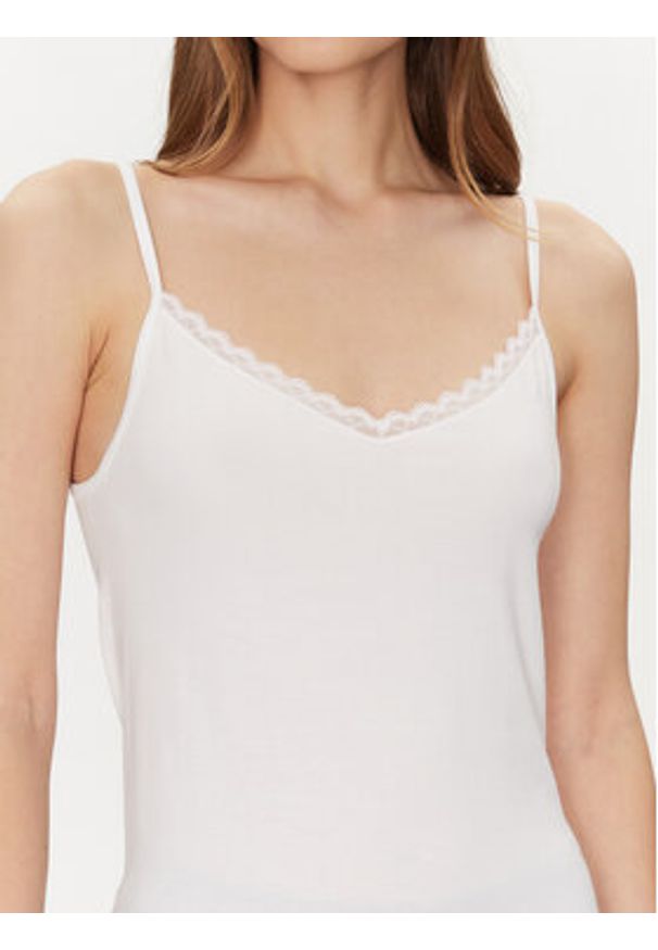 Triumph Top Feel Of Cotton 10224994 Biały Slim Fit. Kolor: biały. Materiał: bawełna