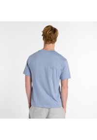 Koszulka męska New Balance MT41509DUS – niebieska. Kolor: niebieski. Materiał: bawełna, dresówka. Długość rękawa: krótki rękaw. Długość: krótkie. Wzór: haft #4