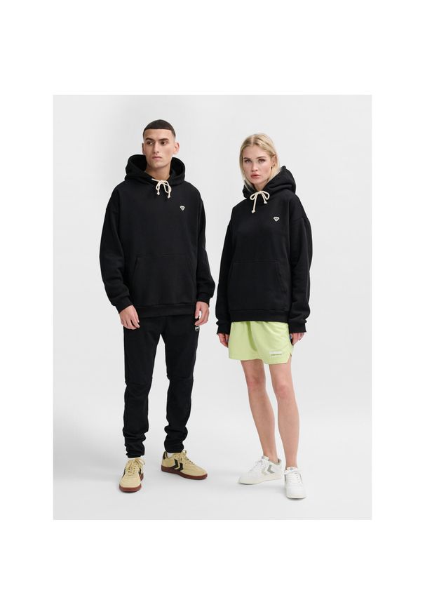 Bluza z kapturem Hummel Loose Bee. Typ kołnierza: kaptur. Kolor: czarny. Sport: fitness