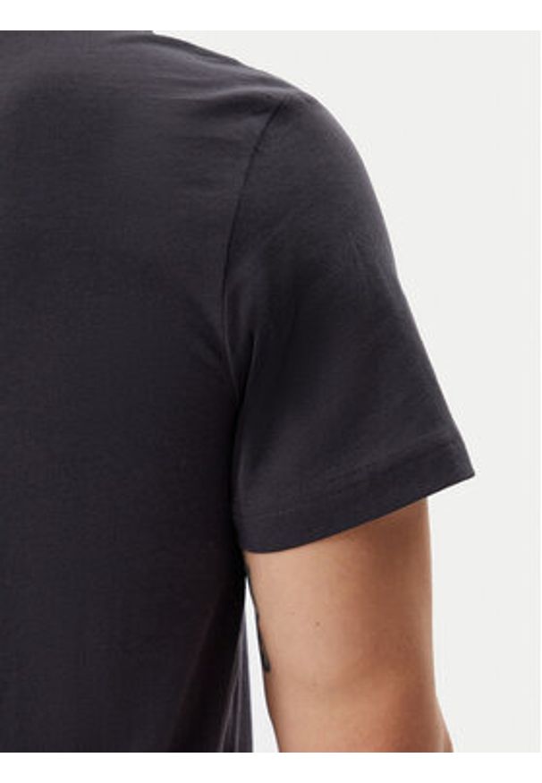 Calvin Klein Jeans T-Shirt J30J327472 Szary Regular Fit. Kolor: szary. Materiał: bawełna