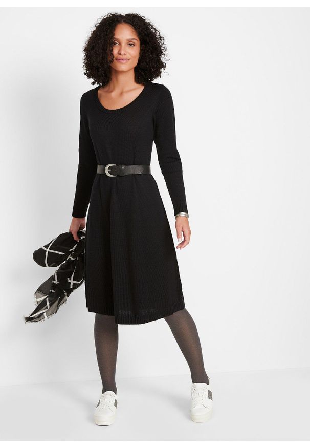 bonprix - Sukienka dzianinowa poszerzana dołem. Kolor: czarny. Materiał: dzianina