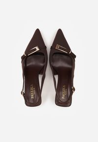 Born2be - Brązowe Sandały na Klepsydrze z Noskiem w Szpic i Ozdobną Klamerką Vaeloelle. Okazja: na co dzień, na ślub cywilny, na wesele, na imprezę. Kolor: brązowy. Materiał: jeans. Styl: casual, elegancki, wizytowy #4