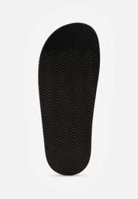 Born2be - Czarne Klapki Typu Japonki z Metaliczną Ozdobą Samrina. Okazja: na co dzień. Kolor: czarny. Materiał: jeans, koronka. Wzór: aplikacja. Sezon: lato. Styl: casual #7